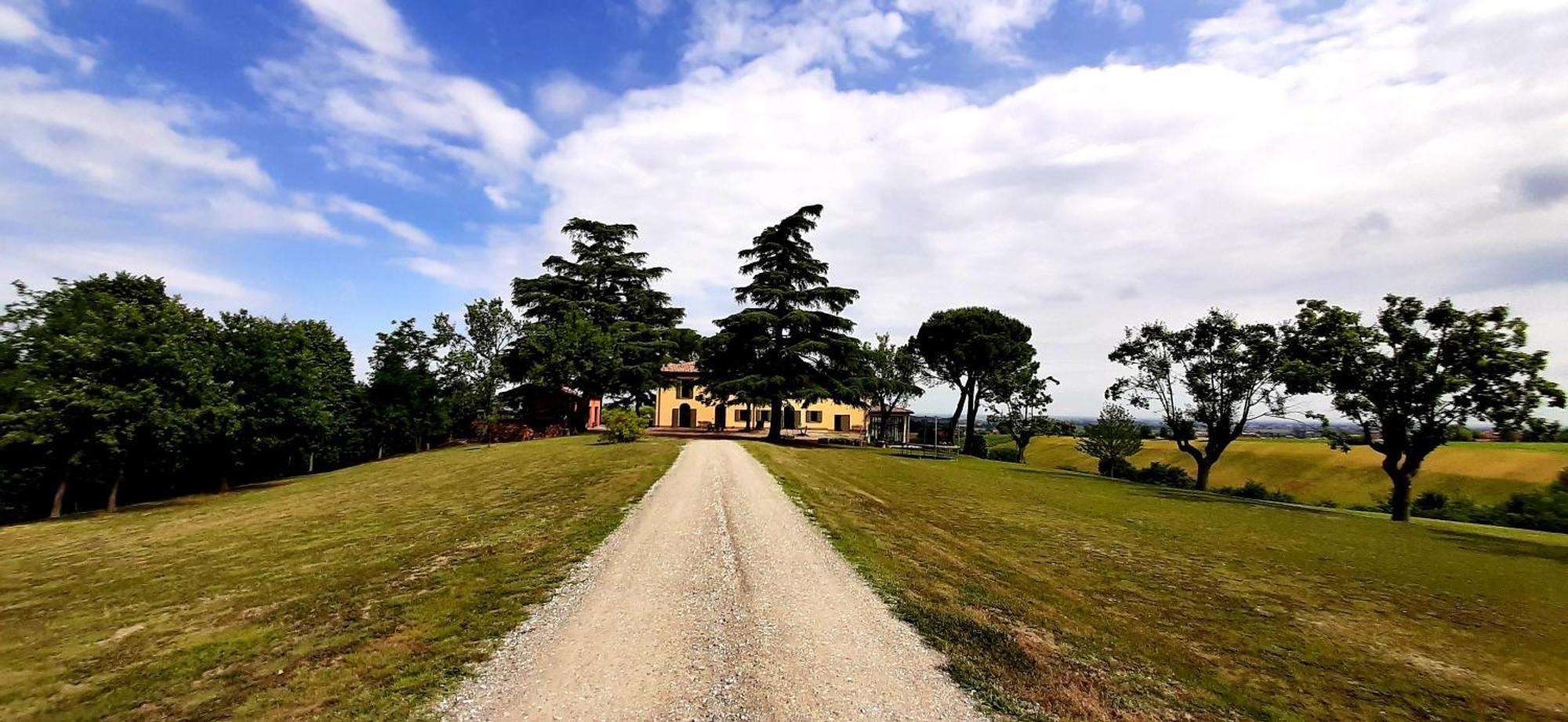 Room&Breakfast La Gramadora Castel San Pietro Terme Exterior photo